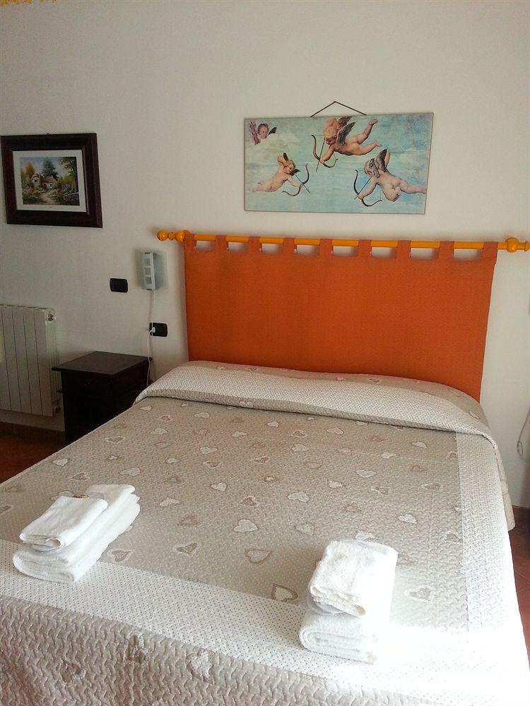 B&B La Casa Di Zefiro Limite Экстерьер фото