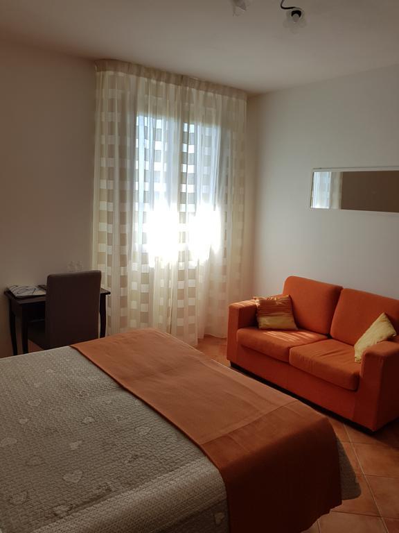 B&B La Casa Di Zefiro Limite Экстерьер фото