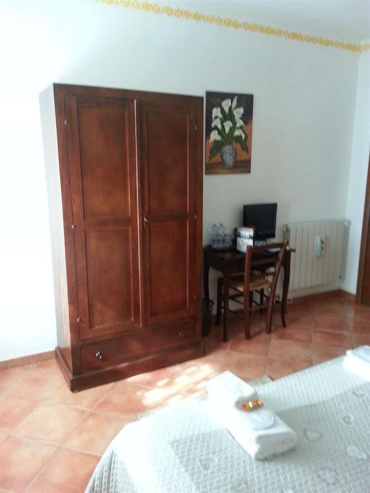 B&B La Casa Di Zefiro Limite Экстерьер фото
